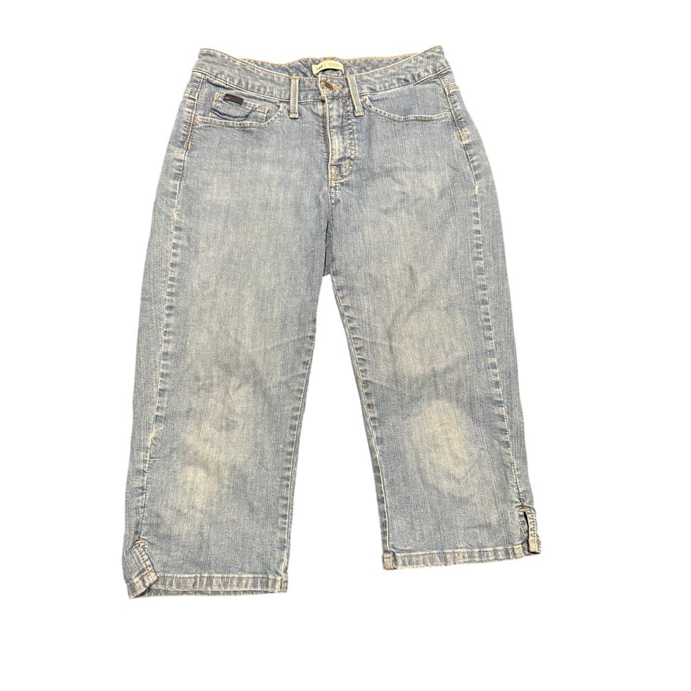 Lee Women's Mid Rise Light Wash Denim Capris Cropped Jeans Size 6 Petite